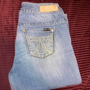 Seven7 Women's Capri Jeans Size 8 Y2K